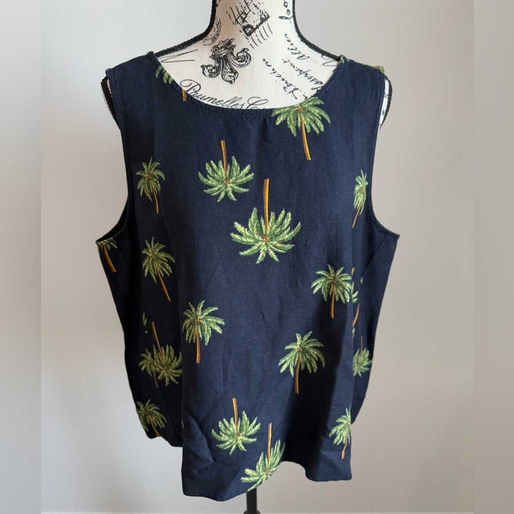 NWT LOFT tank